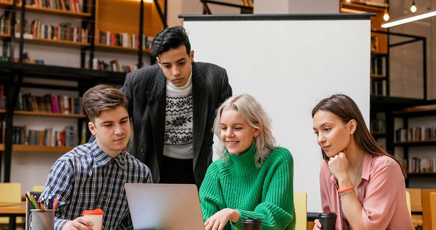 The Impact of Technology Modern Classrooms Education